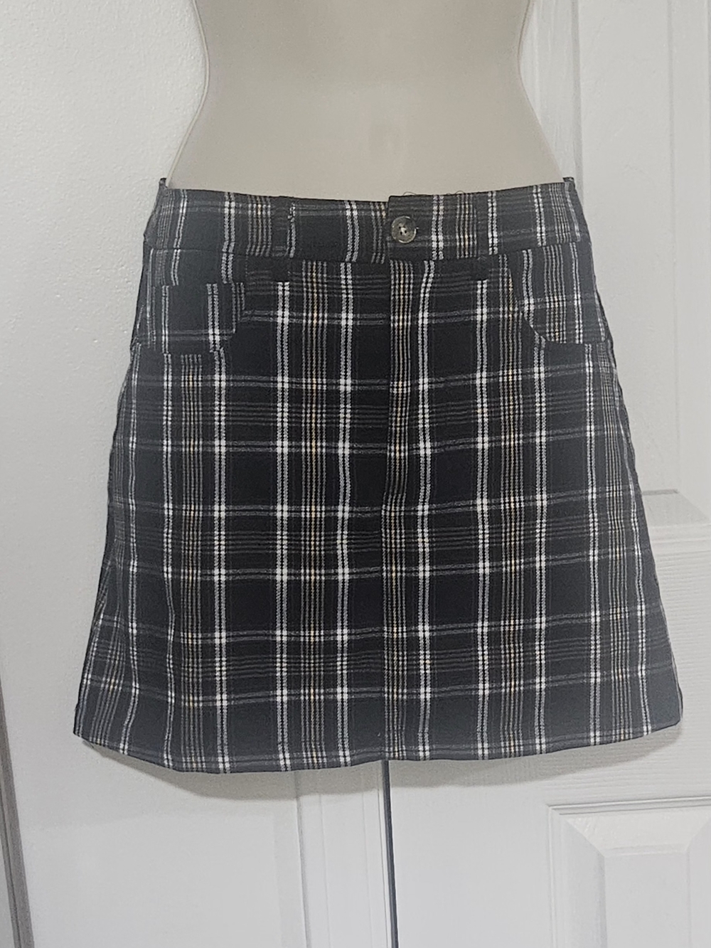 Forever 21 Black and White Plaid Mini Skirt
